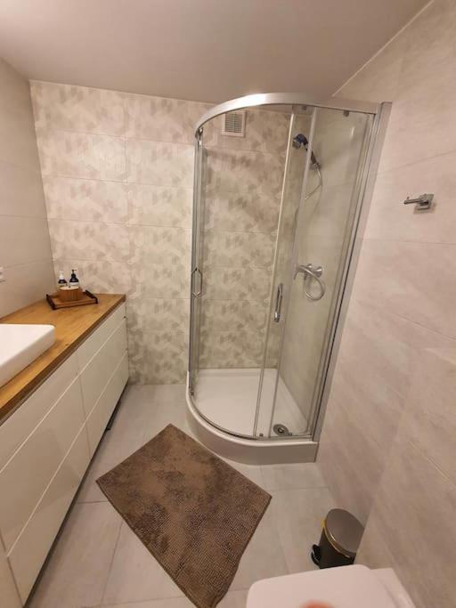 Apartament Przy Szkole Filmowej, Darmowy Parking Лодзь Экстерьер фото